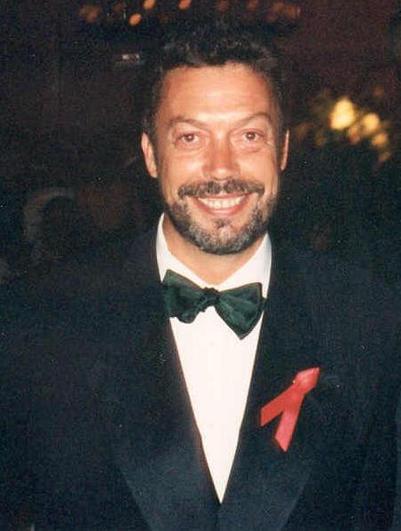 20070403002256tim_curry_cropped.jpg