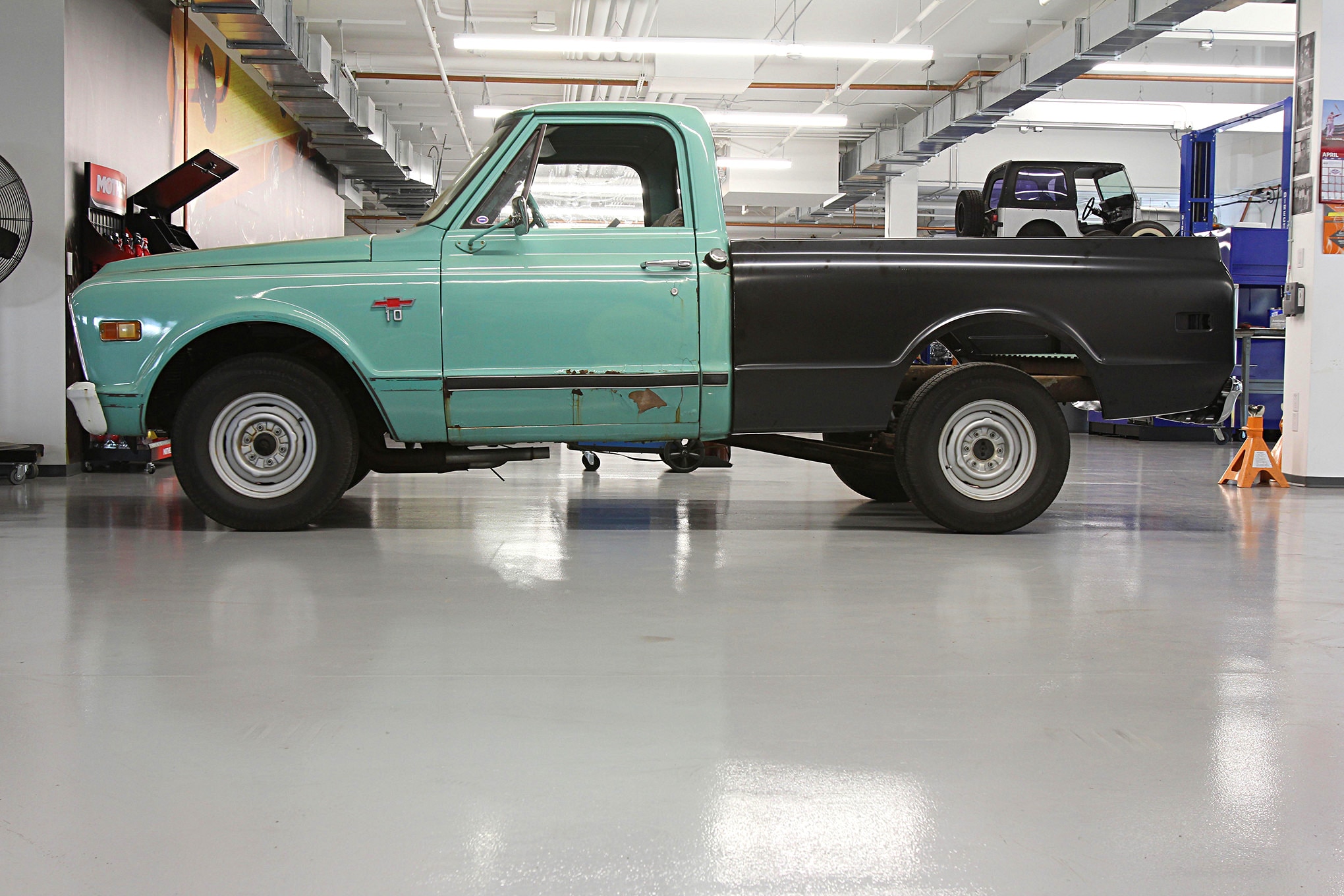 1963-72-chevy-c10-long-bed-to-short-1.jpg