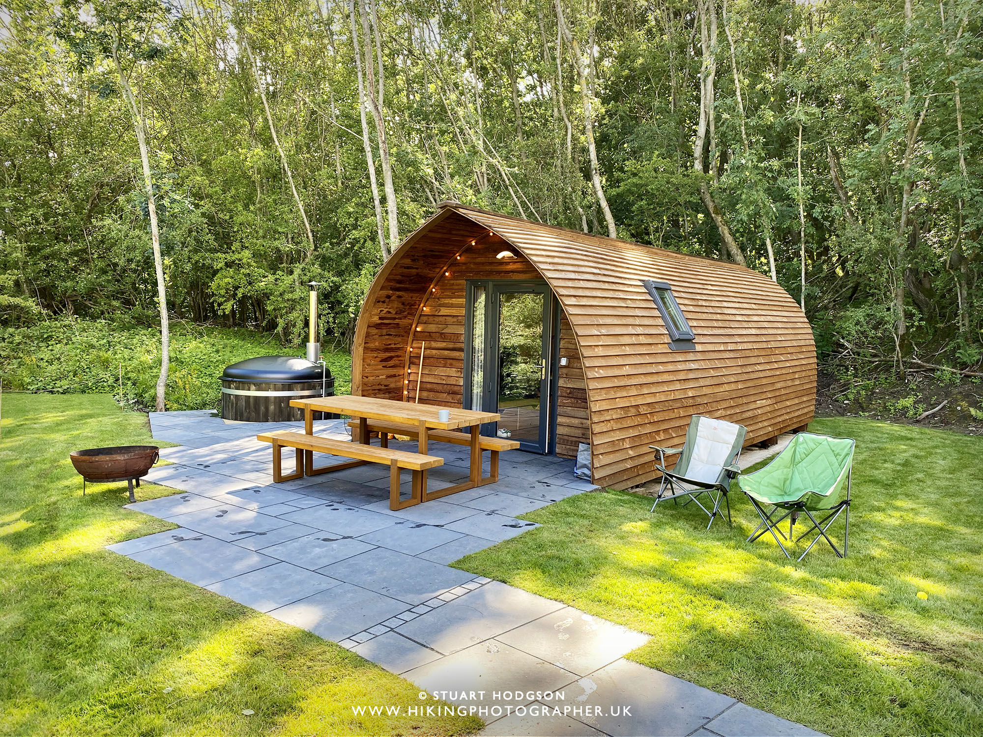 0-Glamping-pods-camping-best-north-yorkshire-lakes-wigwam-holidays-forcett-grange-family-hot-tub.jpg