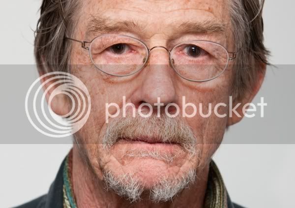 JohnHurt.jpg