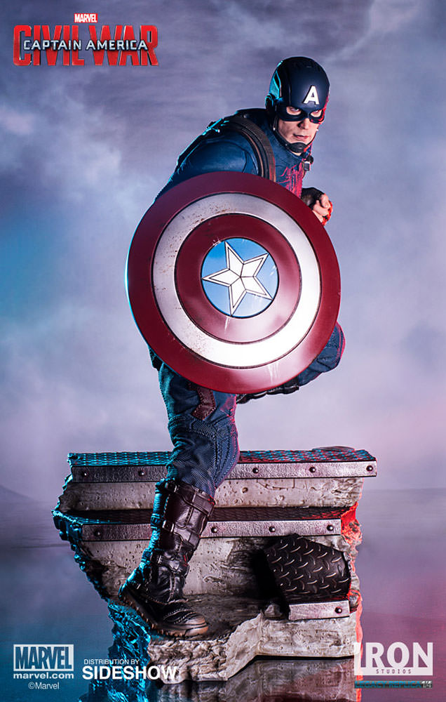 marvel-captain-america-civil-war-captain-america-ant-man-polystone-statue-iron-studios-902929-01.jpg