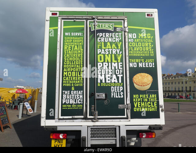 the-back-of-a-peters-pies-delivery-lorry-with-a-warning-to-thieves-ewkr9d.jpg
