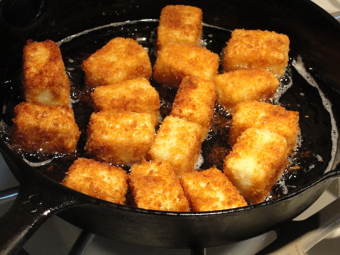 deep+frying+tofu.JPG