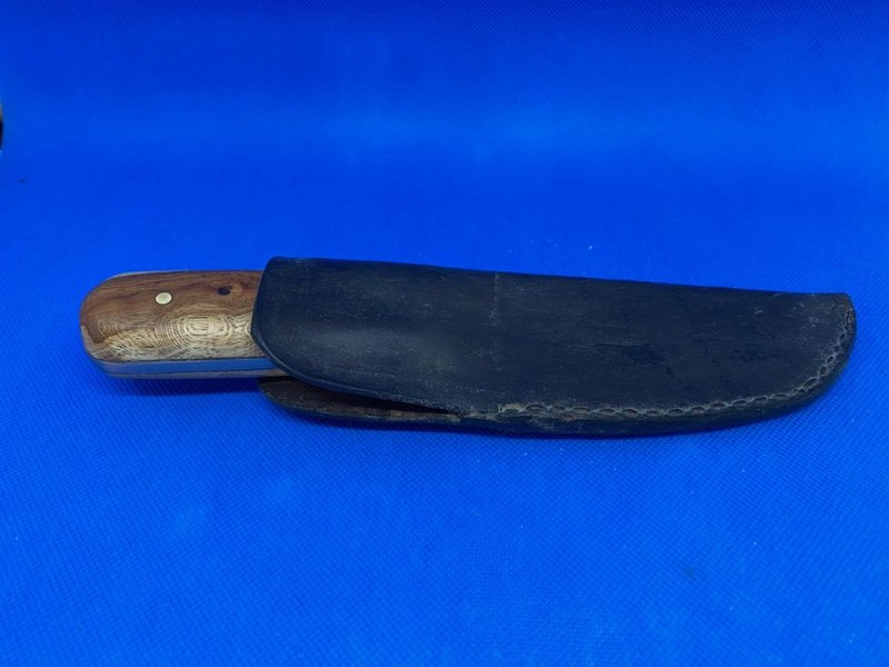 Knife1-v01.jpg