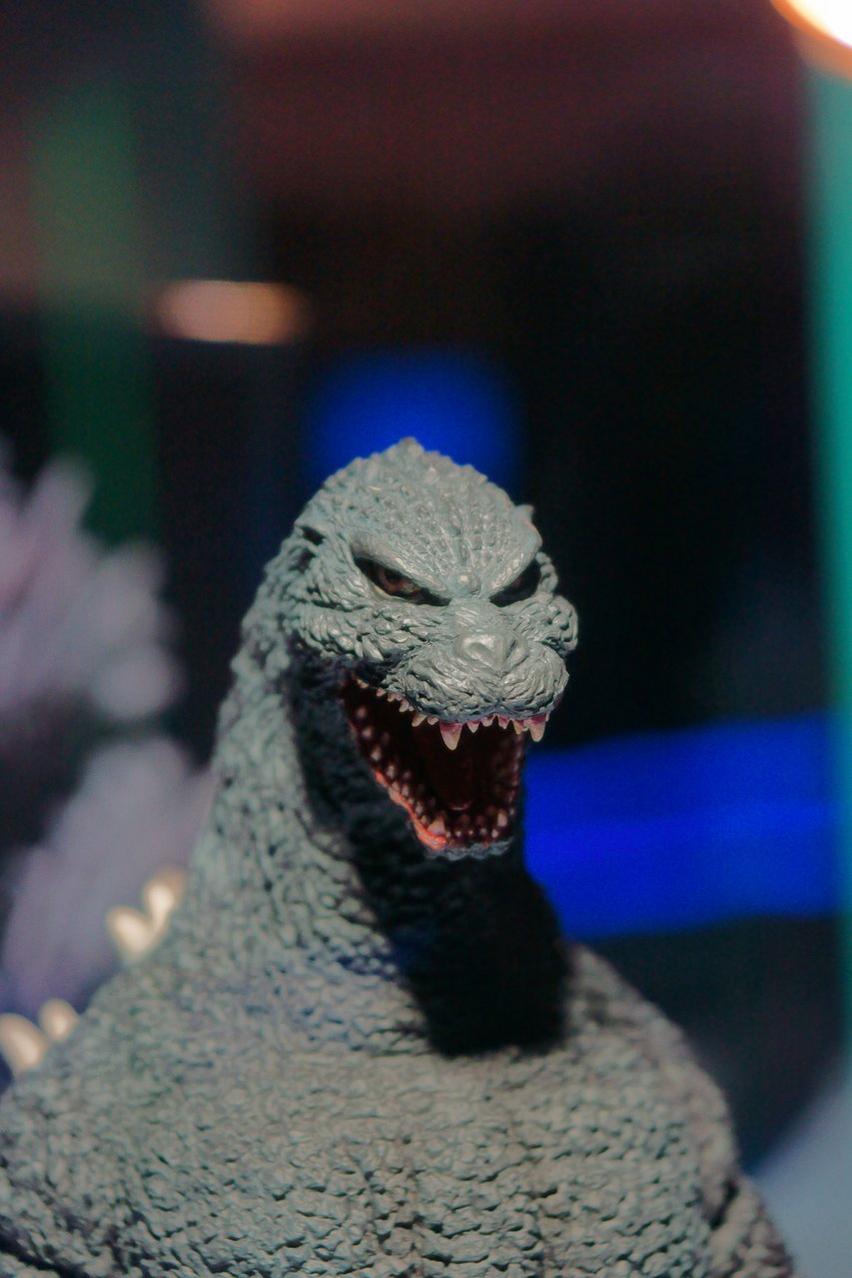 Tamashii+Perfect+Model+Series+Godzilla+02.jpeg