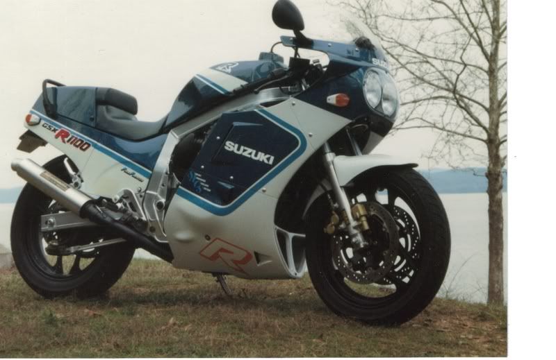 gsxr2.jpg