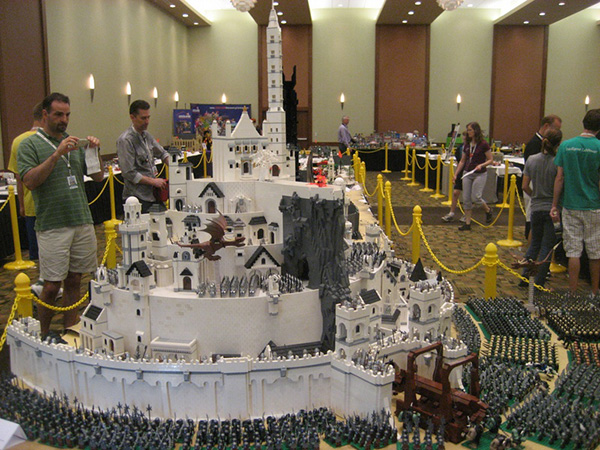 lego-middle-earth-at-brickworld-2011-by-the-fellowship-of-the-brick-10.jpg