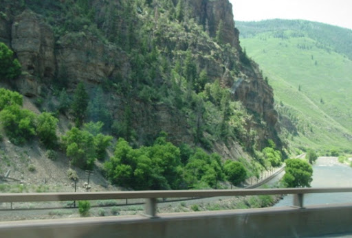 11RT238_0703_CO_I70W_RockRailRiver.jpg