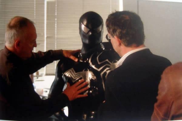 unused-black-spider-man-and-venom-costumes-for-spider-man-31