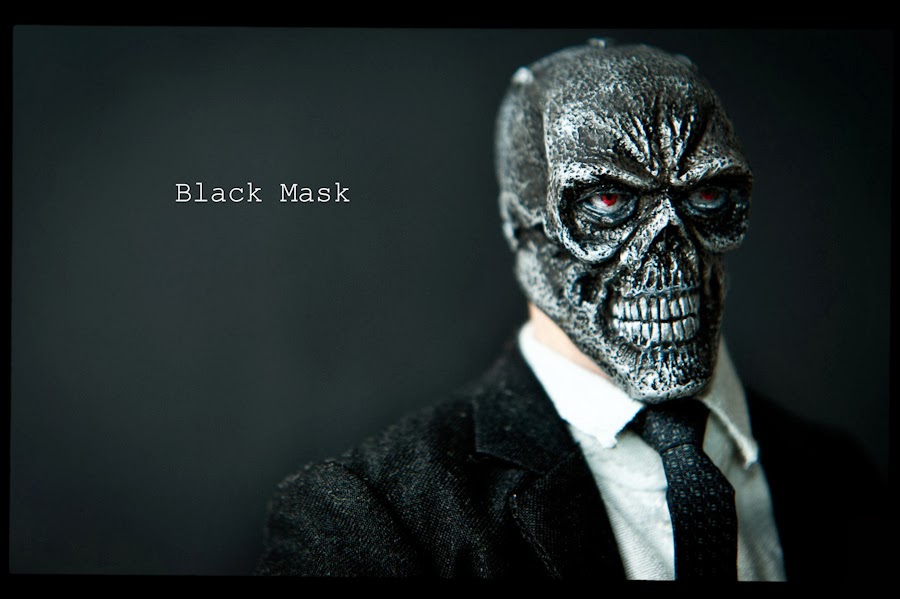 blackmask01.jpg