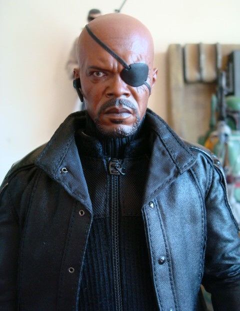 Hot_Toys_206.jpg