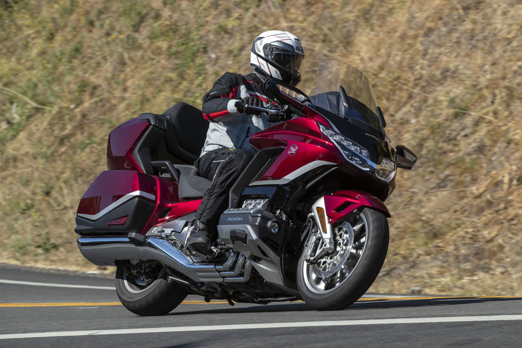 HJC RPHA 90S Modular Helmet Review 2021 Honda Gold Wing Tour DCT