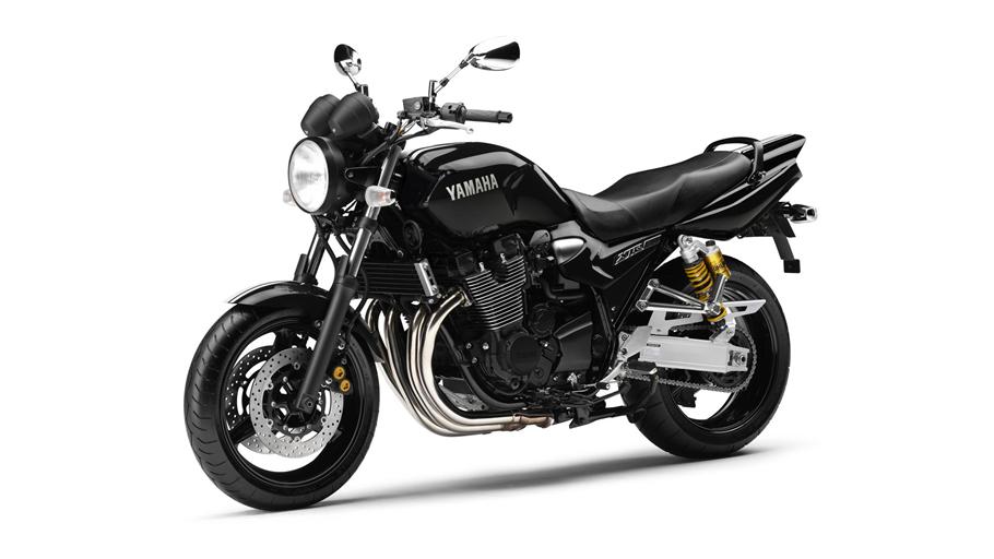 YAMAHAXJR1300-4414_3.jpg