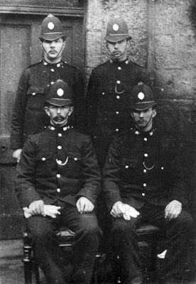 old-policemen.jpg
