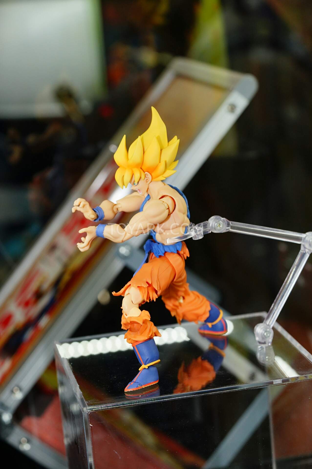 SDCC2015-Mattel-Tamashii-DBZ-031.jpg