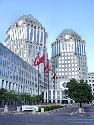 300px-Cincinnati-procter-and-gamble-headquarters.jpg