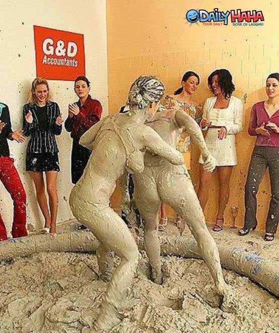 mud_wrestling_chicks.jpg