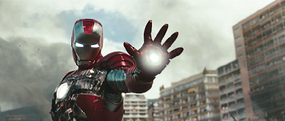 iron-man-2-collapsable-mark-v-armor.jpg