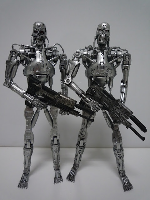 NECA+Terminator+Collection+serie+1+T-800+Endoskeleton+%25288%2529.JPG