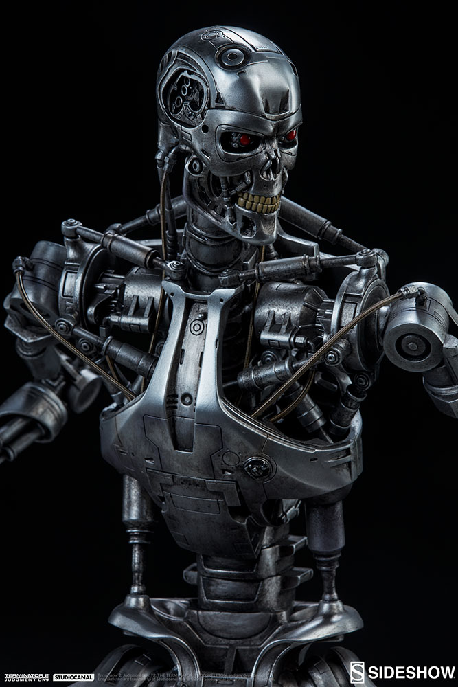 terminator-2-terminator-t-800-endoskeleton-maquette-sideshow-300157-22.jpg