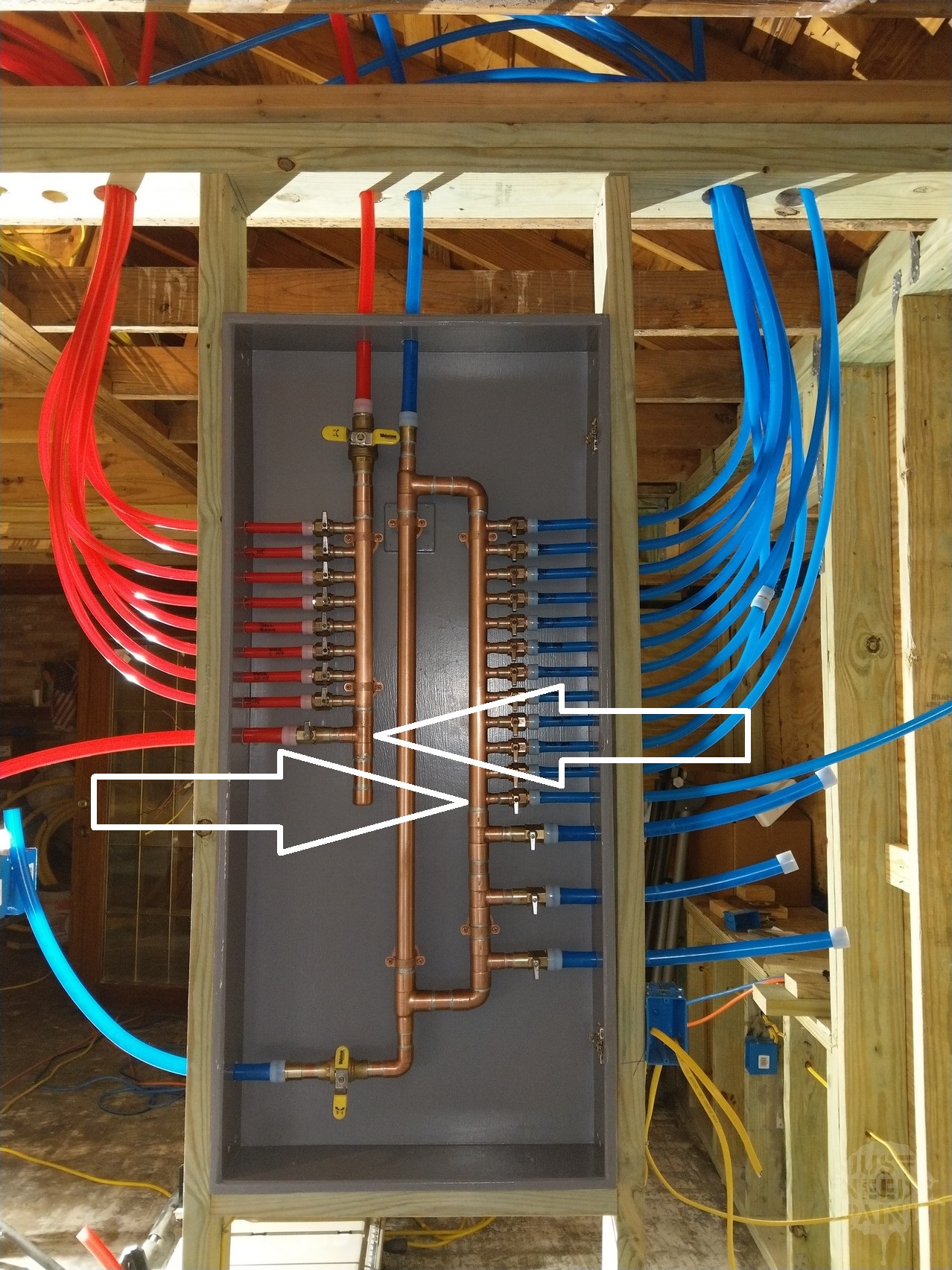 uponor-manifold-extra-lines.jpg