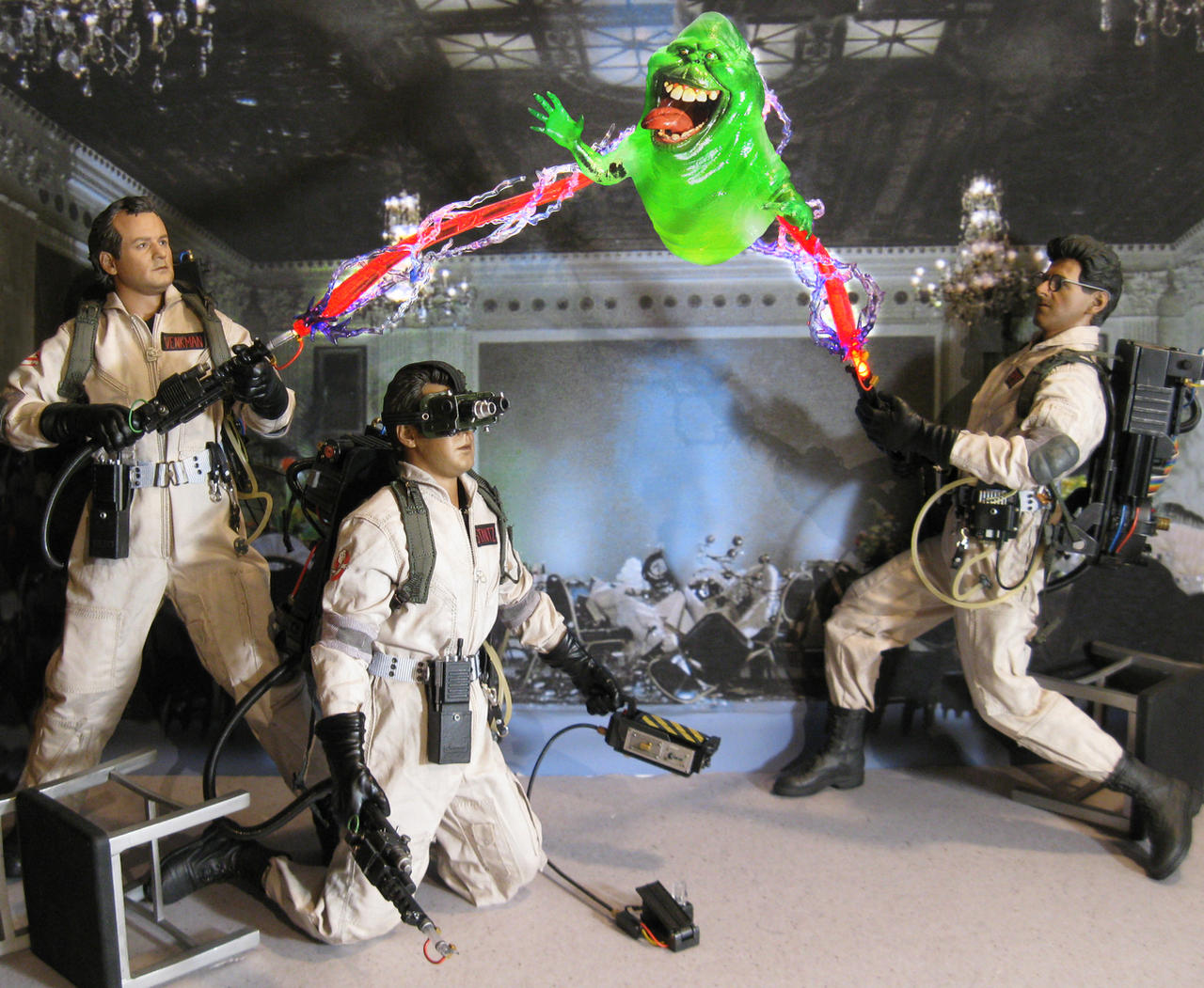 ghostbusters_catching_the_little_green_spud_by_thedollknight-dbwfduj.jpg