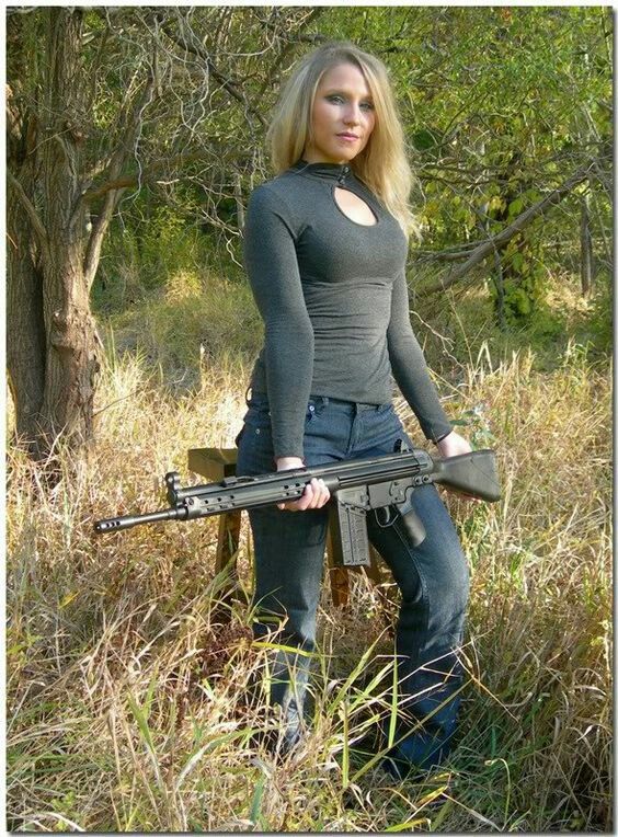 267c441c7bf70d92519b042be0b6ec89--shooting-guns-guns-girls.jpg