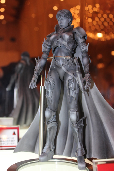 Play-Arts-Kai-Faora-1.jpg