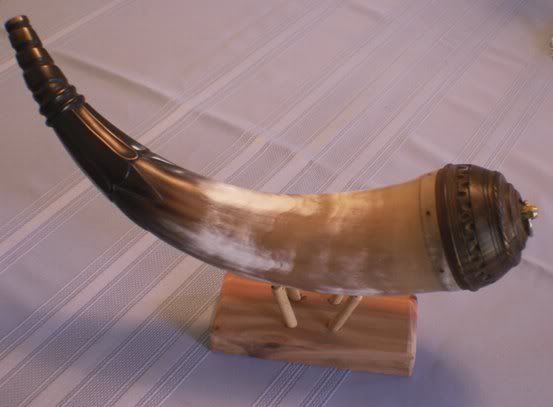 carvedhorn005.jpg