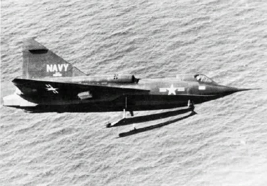XF2Y-1_off_San_Diego_1954-55_NAN1-81.jpg