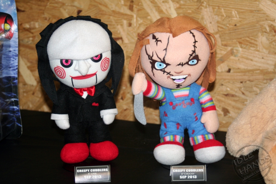 Toy+Fair+2013+Mezco+Creepy+Cuddlers+14.JPG