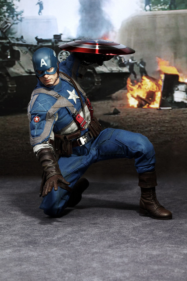 Hot-Toys-Captain-America-28-X2.jpg