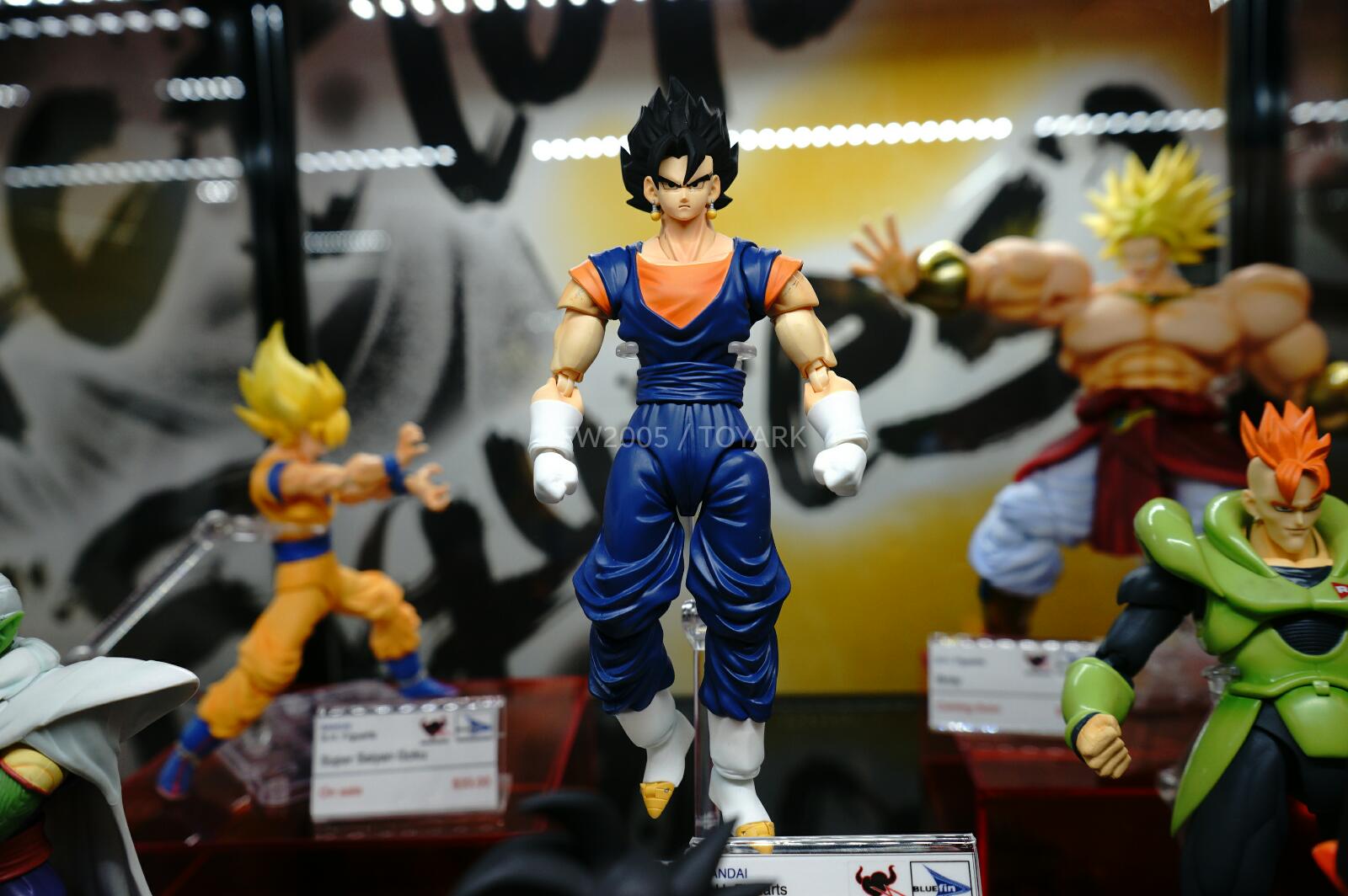 NYCC-Bluefin-Tamashii-Nations-023.jpg