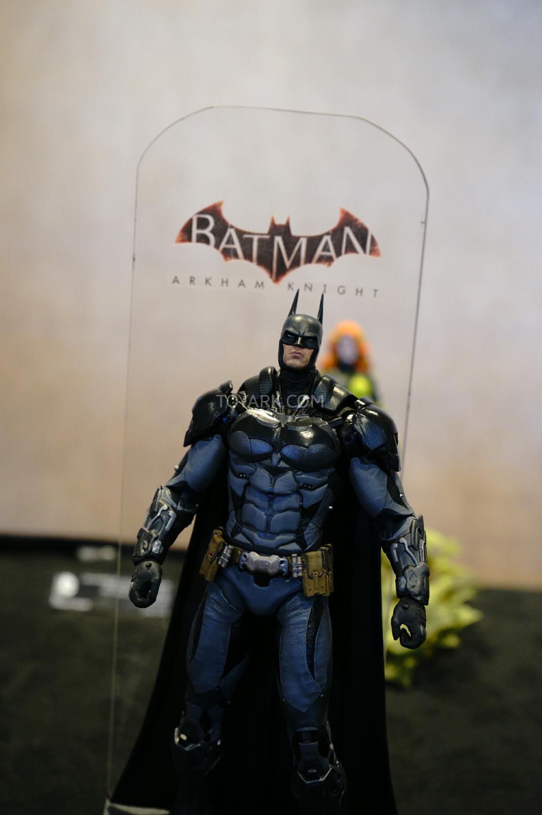 SDCC-2014-DC-Collectibles-Arkham-Knight-015.jpg