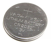 200px-Battery-lithium-cr2032.jpg