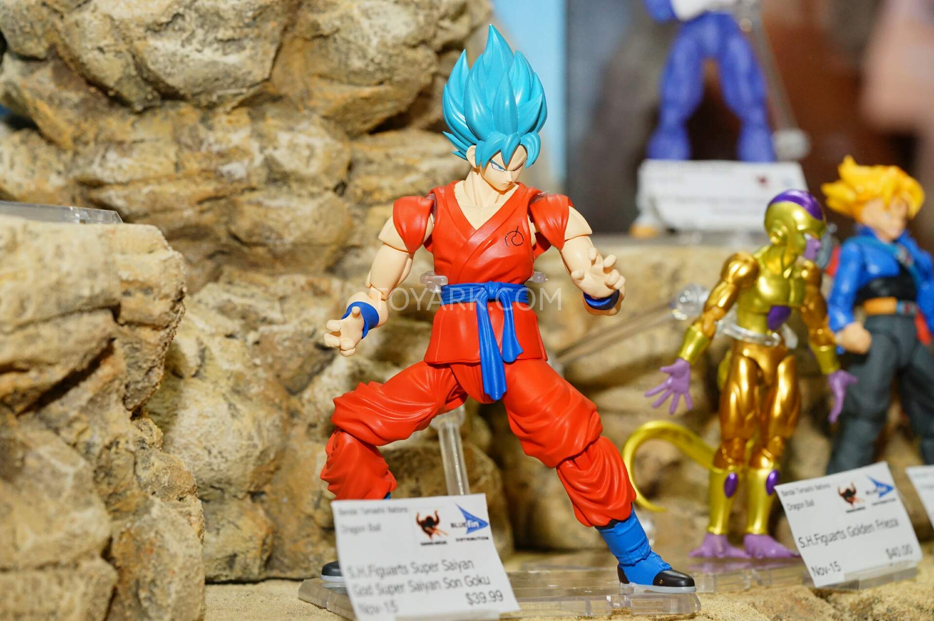 SDCC2015-Mattel-Tamashii-DBZ-012.jpg