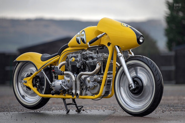 Twin-engine Triumph drag bike inspired by the Mooneyes Streamliner