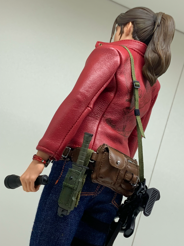 Resident Evil 2's Claire Redfield Gets a Badass Figure from DAMTOYS