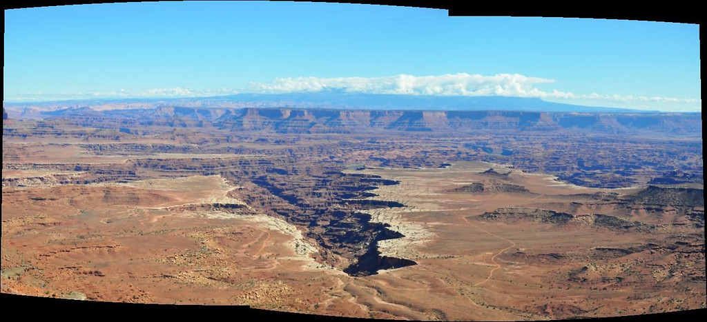 Canyonlands-pano-2-XL.jpg