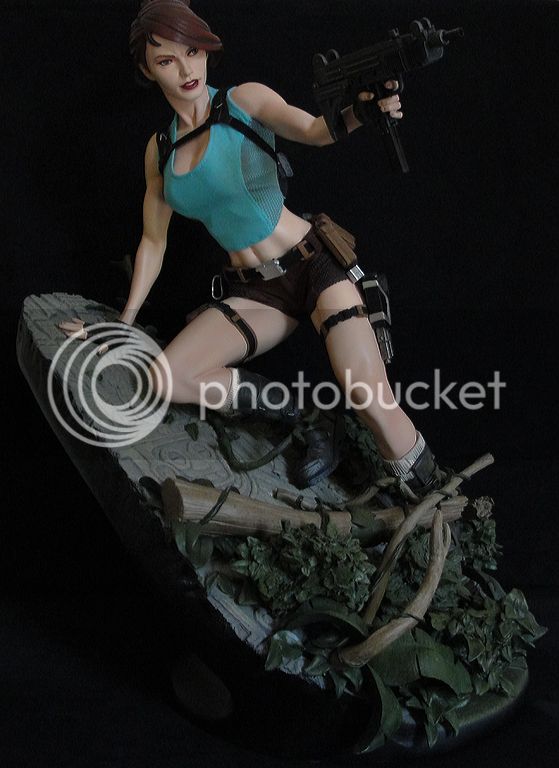 LaraCroftPFExclusive3.jpg