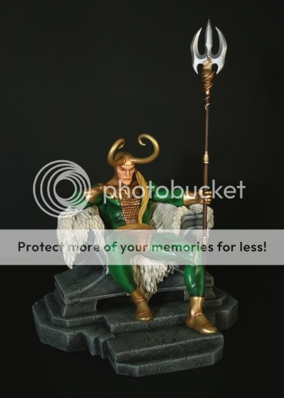 LokiStatue1a.jpg