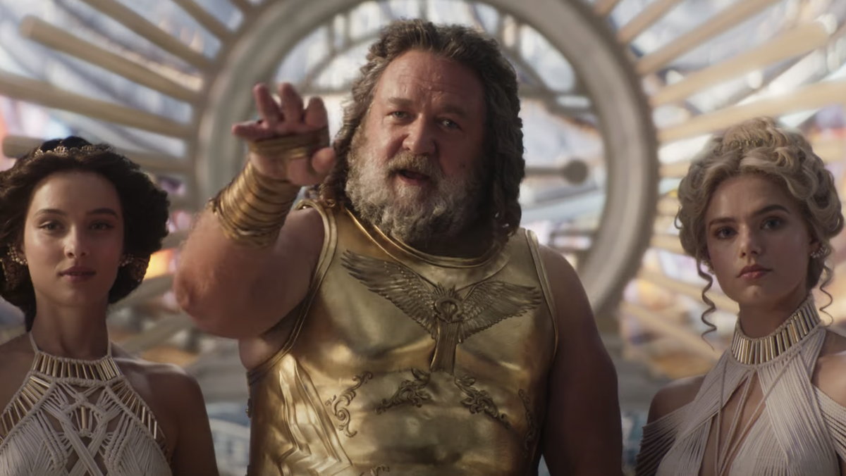 thor-love-thunder-russell-crowe-zeus.png
