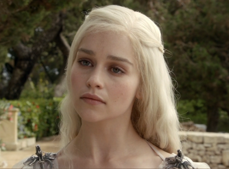 800px-Daenerys_Targaryen.PNG