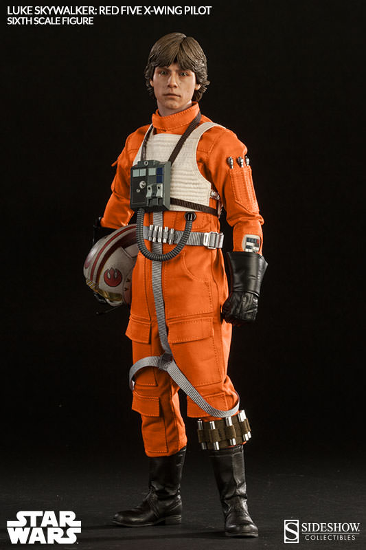 2132-luke-skywalker-red-five-x-wing-pilot-005.jpg