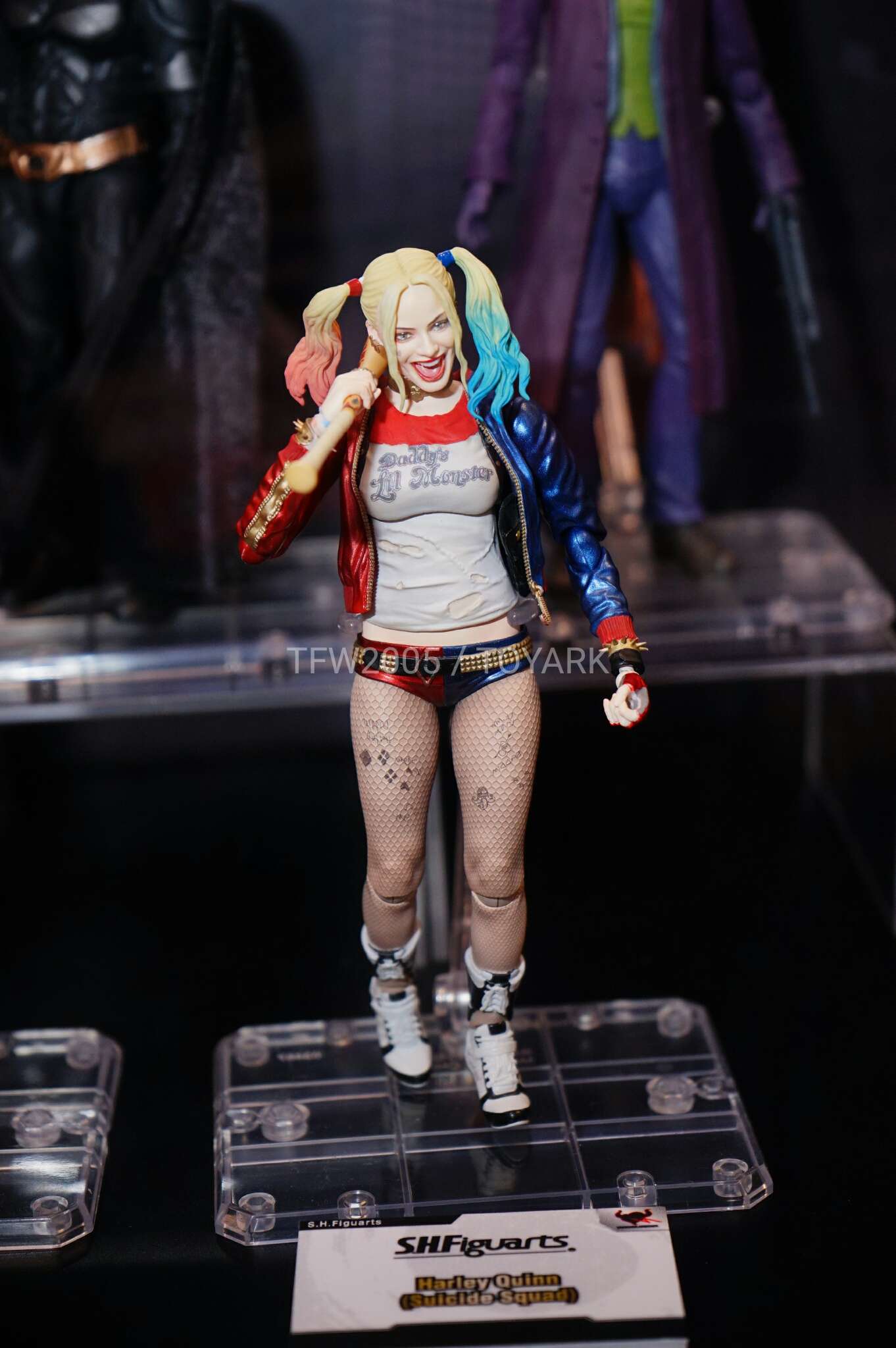 NYCC2016-Tamashii-Nations-DC-004.jpg