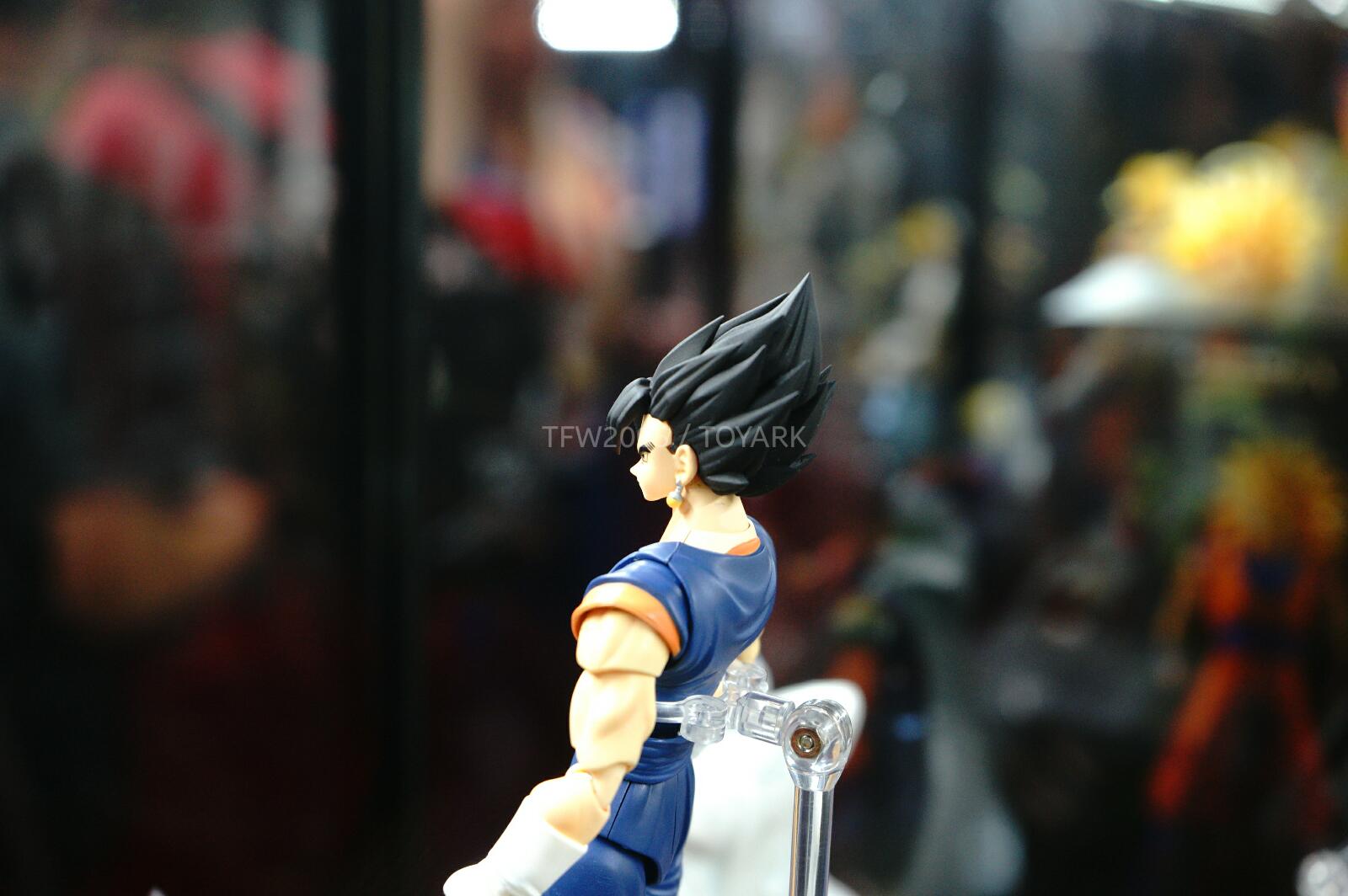 NYCC-Bluefin-Tamashii-Nations-033.jpg