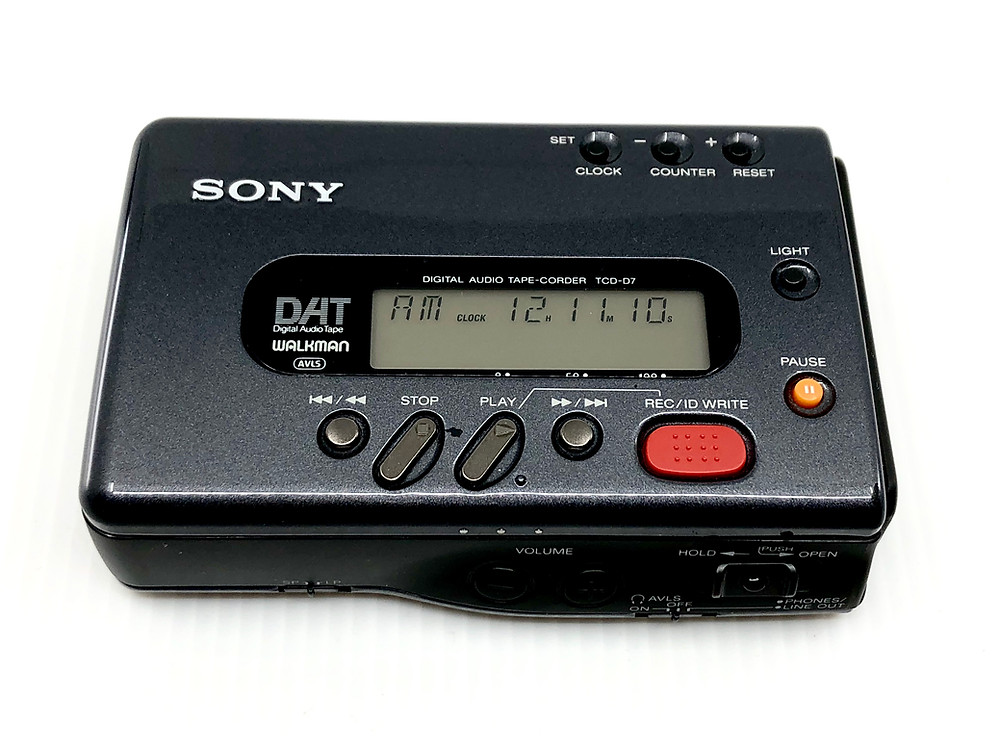 SONY TCD-D7 DAT Recorder