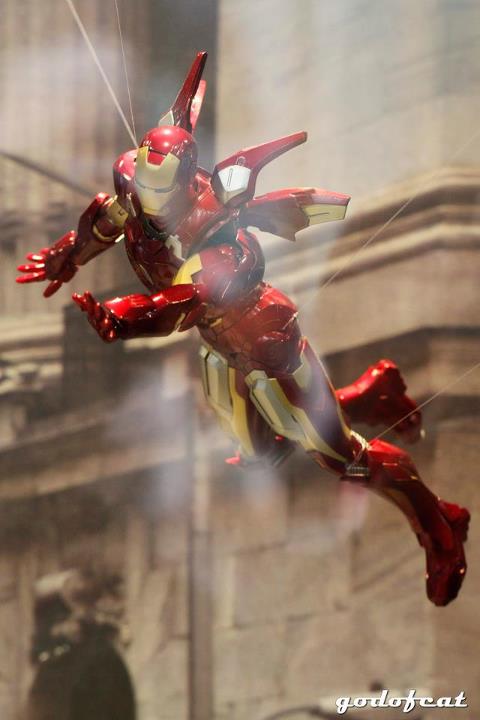 Ani-Com-Hot-Toys-Avengers-Mark-VII-Iron-Man.jpg