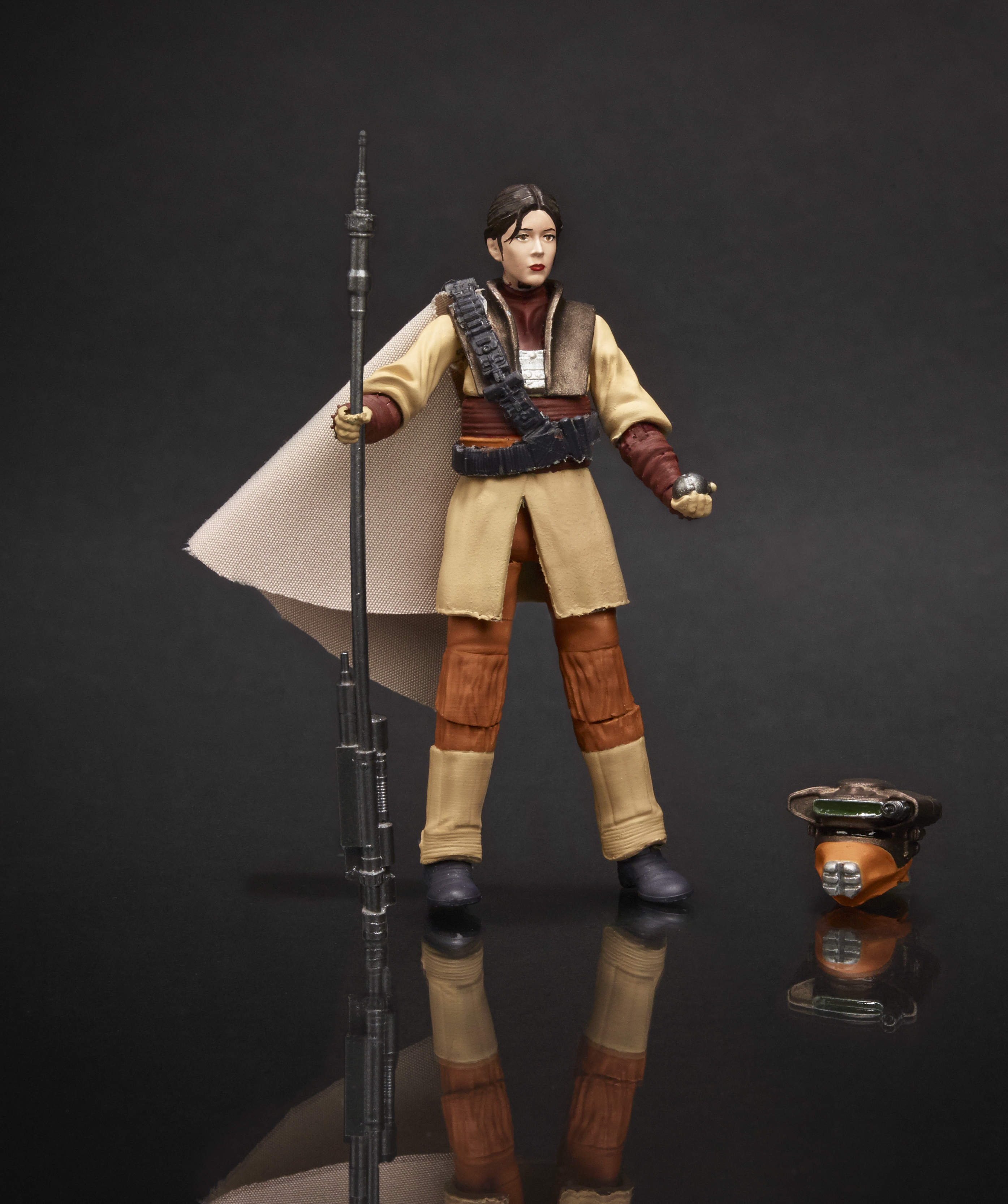 B1059_EPVI_Princess_Leia_Boushh.jpg