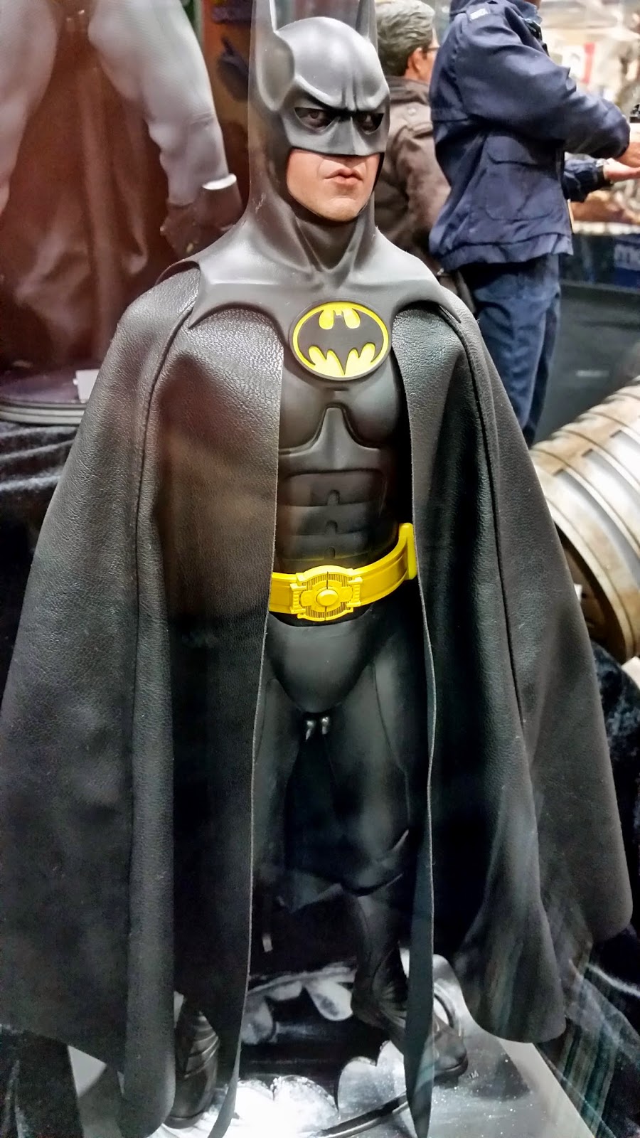 SDCC_2014_COVERAGE_HOT_TOYS_BATMAN_RETURNS_02.jpg